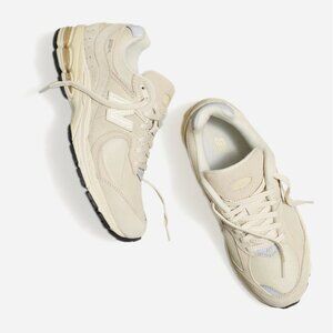 NEW BALANCE 2002R Sneakers